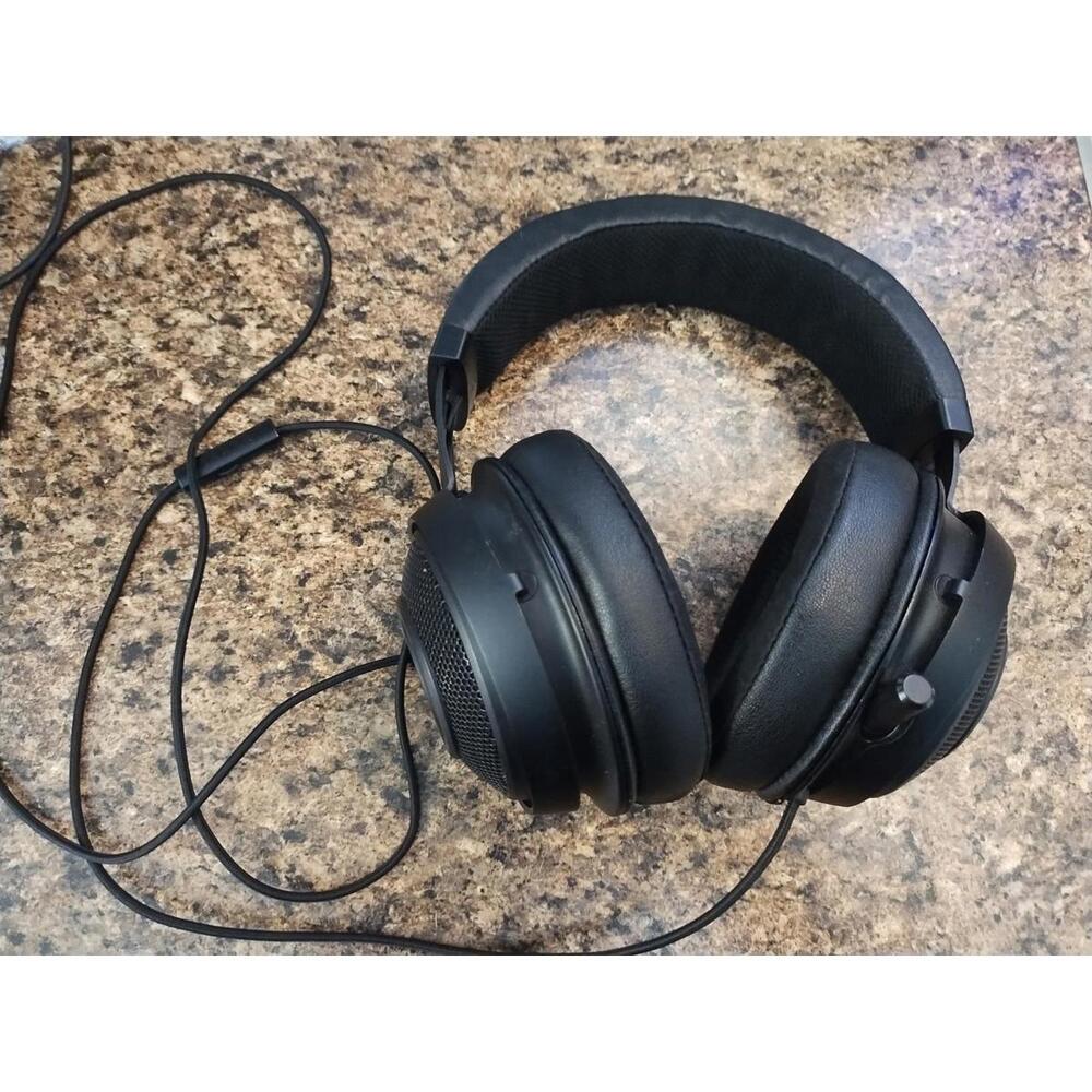 Razer Kraken Pro V2 Gaming Headset In-Line Audio, 3.5mm‎ Jack Tested Work